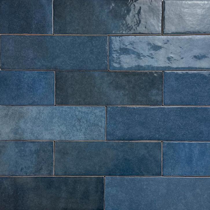 Handvorm wandtegel 6,5x20 donker blauw random glans, Doe-het-zelf en Verbouw, Tegels, Wandtegels, Nieuw, 10 m² of meer, Keramiek