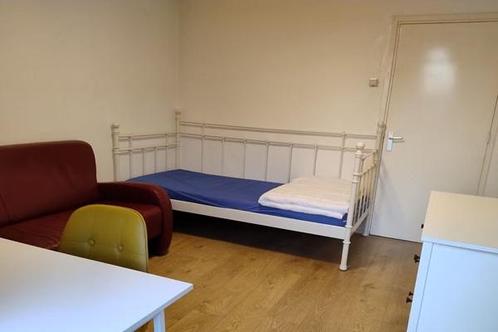 Kamer Schrijnwerkersgaarde in Den Haag, Huizen en Kamers, Kamers te huur, 20 tot 35 m², Den Haag