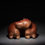 Colima, West-Mexico Terracotta Hondfiguur 100 – 250 n.Chr.