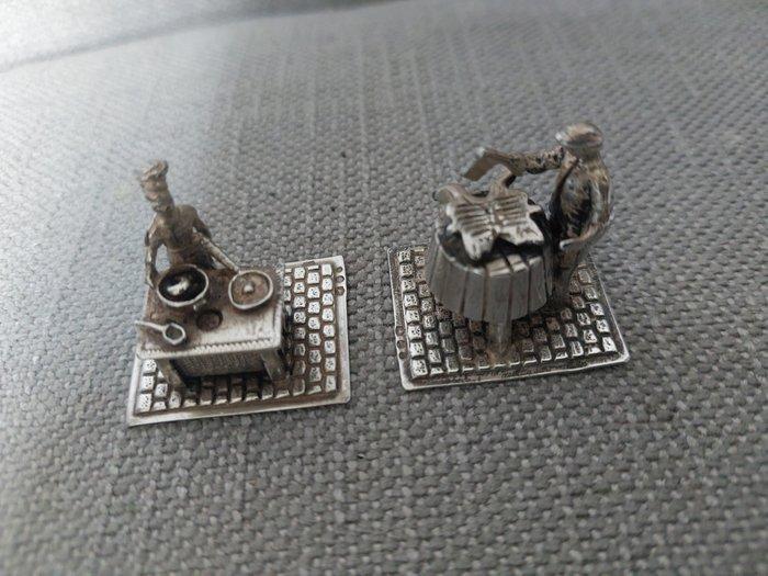 C.A. Stout Rotterdam - Figuur - 2 Zilveren miniaturen kok, Antiek en Kunst, Antiek | Goud en Zilver