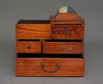 Naaimand - Keyaki-hout, messing - Japan - Taish periode, Antiek en Kunst