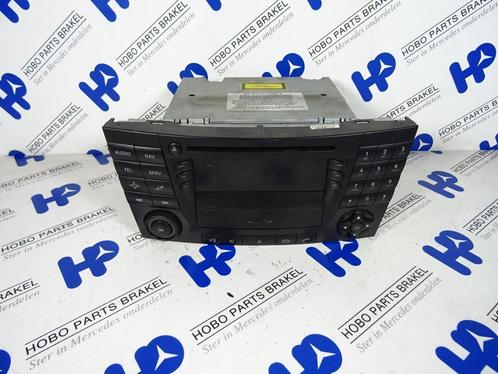 Radio/CD-speler A 211 820 0979 o.a: CLS-klasse w219, Auto-onderdelen, Elektronica en Kabels, Gebruikt, 3 maanden garantie, Mercedes-Benz