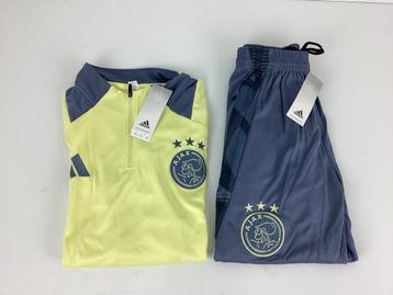 Veiling - Adidas Ajax trainingsjack + broek (Maat M) beschikbaar voor biedingen
