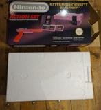 Nintendo - Nes - ACTION SET - with top foam, poster,, Nieuw