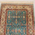 Tapijt - 126 cm - 77 cm - Zijden Hereke tapijt., Huis en Inrichting, Nieuw