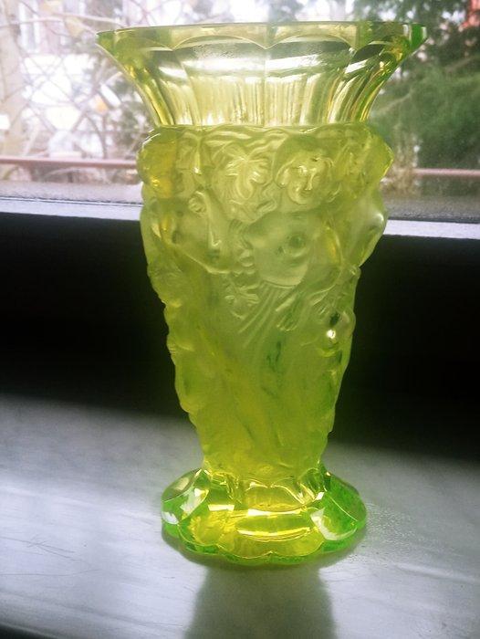 Hoffmann - Vaas - Vaseline Uraniumglas - Vaas van, Antiek en Kunst, Antiek | Glas en Kristal