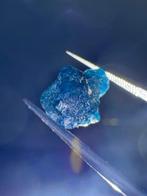 Schitterende blauwe natuurlijke ruwe diamant. 4,19 karaat.