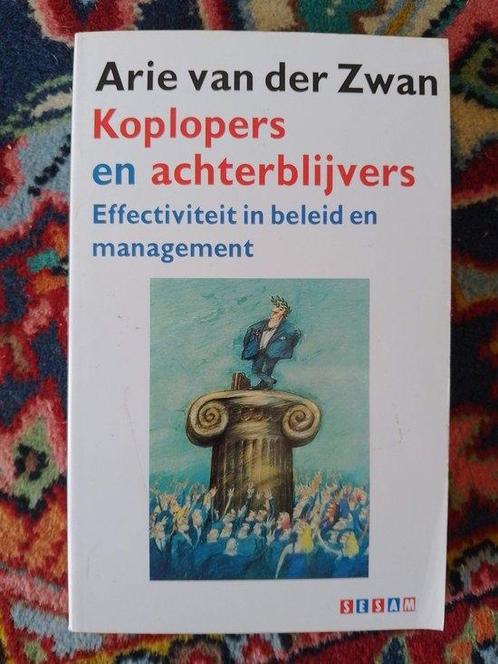 Koplopers en achterblijvers 9789024601363 A. van der Zwan, Boeken, Politiek en Maatschappij, Gelezen, Verzenden