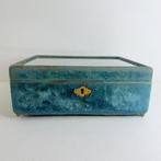 Doos - Vitriinekast Napoléon III - Hout, blauw fluweel en, Antiek en Kunst, Curiosa en Brocante