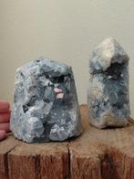 Twee grote Celestien edelsteen obelisken - Hoogte: 15 cm -, Verzamelen, Mineralen en Fossielen