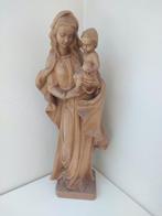 Snijwerk, Madonna mit Kind auf dem Arm - Handarbeit - 54 cm, Antiek en Kunst