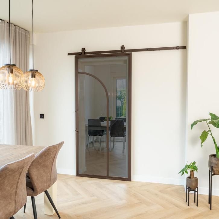 Stalen Schuifdeur - Brons - 2 Vlaks rond - Rook glas, Doe-het-zelf en Verbouw, Kozijnen en Schuifpuien, Inclusief glas, Nieuw