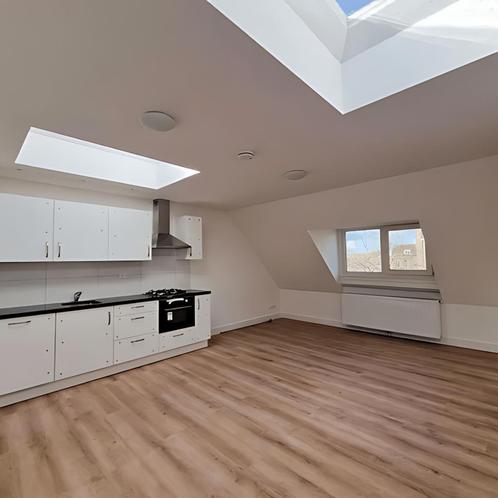 Appartement met 1 slaapkamer en privéparkeerplaats in Valken, Huizen en Kamers, Huizen te huur, Direct bij eigenaar, Appartement