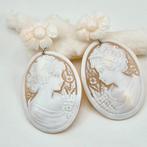 Zilver - Oorbellen - Roze koraal en camee