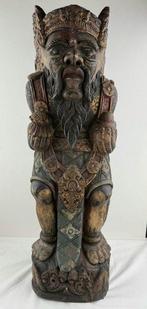 Offerdrager bij de Bali-tempel - Hout - Indonesië - Begin, Antiek en Kunst