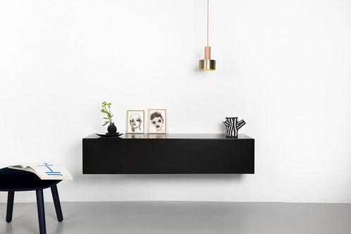 Tv-kast Norm 120 zwart showmodel -40%, Huis en Inrichting, Kasten | Dressoirs, 100 tot 150 cm, 25 tot 50 cm, Met deur(en), Met klep(pen)