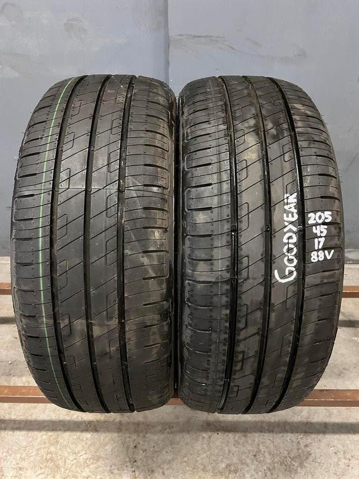 Kopieer - Nieuwe Goodyear banden, maat 205/45R17 88V, Auto-onderdelen, Banden en Velgen, Zomerbanden, 205 mm, Personenwagen, Nieuw