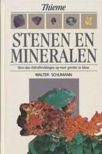 Stenen en mineralen 9789052100104 Walter Schumann, Boeken, Wetenschap, Walter Schumann, Gelezen, Verzenden