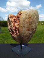Roze en rode amethistgeode met roze amethist suikergroeve, Verzamelen, Mineralen en Fossielen