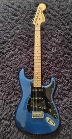 Squier - Stratocaster - - Elektrische gitaar, Nieuw