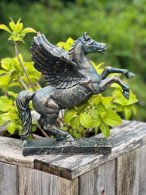 Decoratief ornament - Europa - Majestueus Pegasus, Antiek en Kunst, Curiosa en Brocante