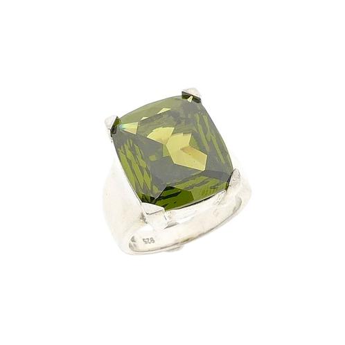 Zilveren ring met olijfgroene zirconia steen, Sieraden, Tassen en Uiterlijk, Ringen, Dame, Met edelsteen, Overige kleuren, 18 tot 19