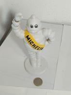 Bibendum - Michelin man stalen standbeeld