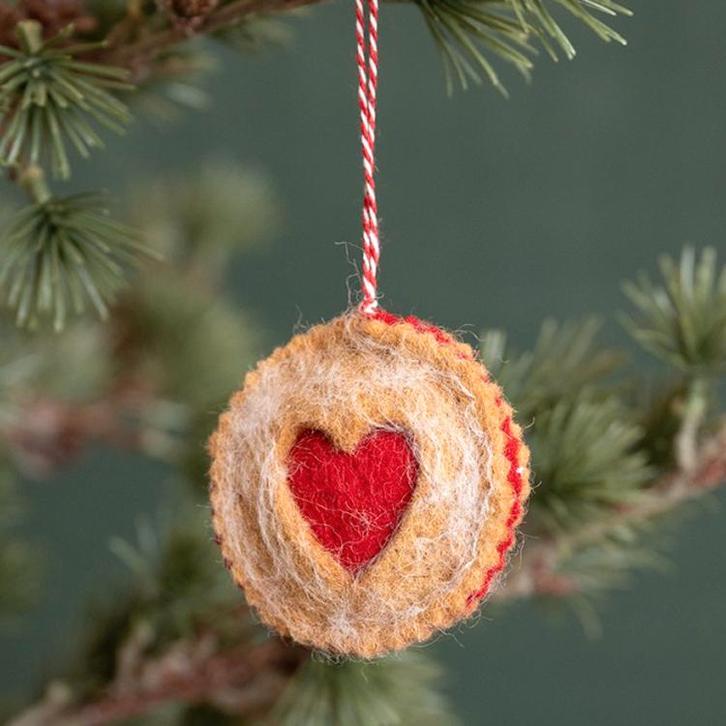 Hanger Vilt Kerst - Linzer Koekje Hart - Bruin/Wit/Rood - 7c, Diversen, Kerst, Nieuw, Ophalen of Verzenden