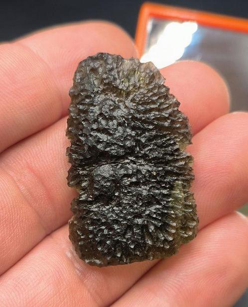 Moldaviet - uit Chlum, Zuid-Bohemen - Hoogte: 42 mm -, Verzamelen, Mineralen en Fossielen