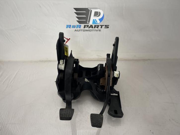 Pedalen set - rem / koppeling - Handgeschakeld - Opel A..., Auto-onderdelen, Remmen en Aandrijving, Nieuw, Verzenden