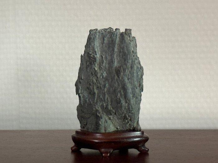 natuurlijke steen - Suiseki Sajigawa - Heisei periode, Antiek en Kunst, Antiek | Overige Antiek