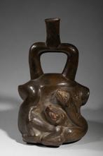 Cupisnique Keramiek Fles met hals en handvat in