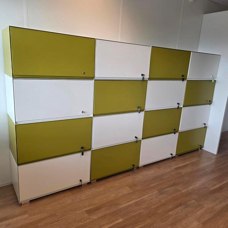 Prachtige 4-delige lockerkast wandsysteem afm 320x45x172 cm, Huis en Inrichting, Kasten | Lockerkasten, Ophalen of Verzenden