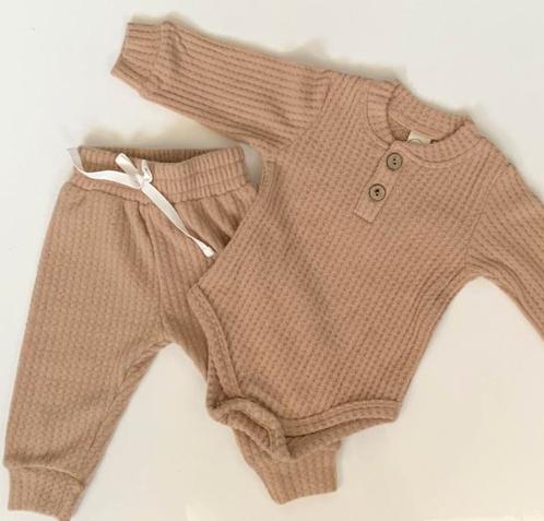 2-delig baby pakje met broek en romper met lange mouwen, Kinderen en Baby's, Babykleding | Maat 62, Pakje, Jongetje of Meisje