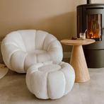 Olivia fauteuil teddy wit (incl. hocker) - Showroommodel, Huis en Inrichting, Stoelen, Ophalen of Verzenden, Nieuw, Wit