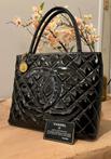 Chanel Medaillon totebag lakleer must have