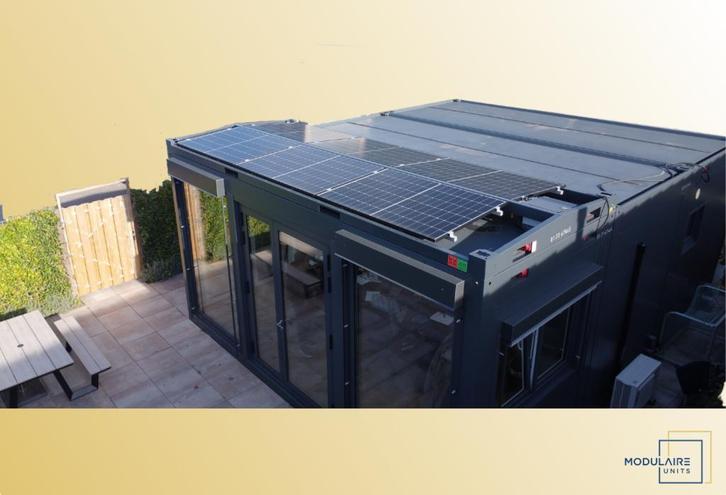 Geïsoleerde bouwkeet met zonnepanelen. Ontdek de voordelen!, Zakelijke goederen, Machines en Bouw | Keten en Containers