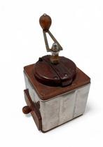 Peugeot - Koffiemolen - Bakeliet, Hout, Metaal -, Antiek en Kunst