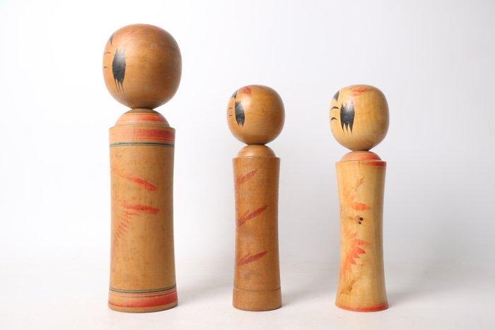 Figuur - Japanese traditional Kokeshi (3) - Hout, Antiek en Kunst, Curiosa en Brocante