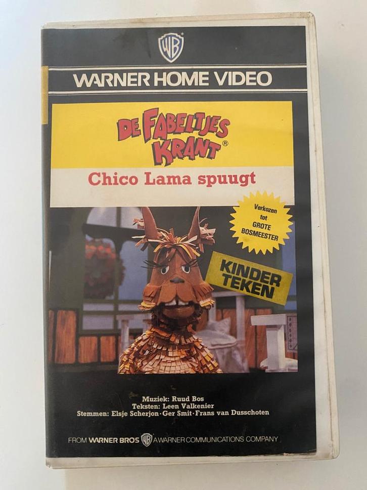 DE FABELTJE KRANT CHICO LAMA SPUUGT (EX RENTAL) (VHS), Cd's en Dvd's, VHS | Film, Gebruikt, Verzenden
