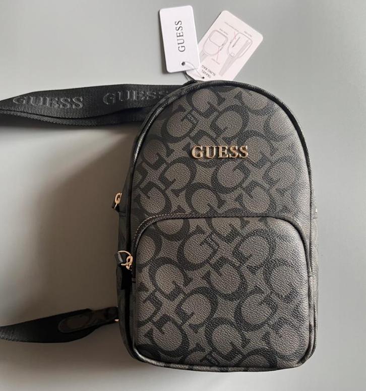 Guess crossbody-rugzak - mooi en modieus - kleur Goal, Sieraden, Tassen en Uiterlijk, Tassen | Damestassen, Verzenden