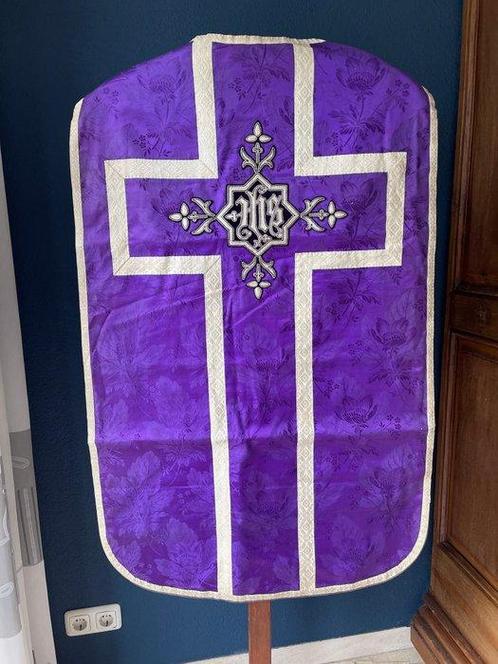Chasuble - Kazuifel - Zijde, Stof, Borduurwerk, lint. -, Antiek en Kunst, Kunst | Niet-Westerse kunst