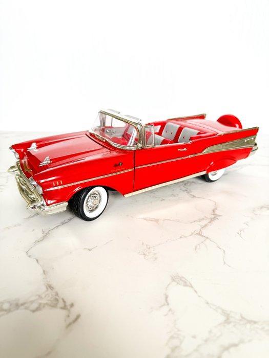 Ertl American Muscle 1:18 - Modelauto - 1957 Chevrolet Bel, Hobby en Vrije tijd, Modelauto's | 1:5 tot 1:12
