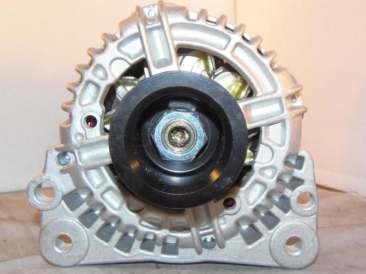 Dynamo 90A Volkswagen Audi Seat Skoda nieuw, Auto-onderdelen, Motor en Toebehoren, Verzenden