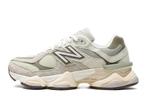 New Balance 9060 Olivine - Maat 43 EU, Ophalen of Verzenden, Nieuw, New Balance