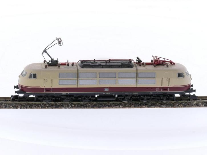 Schaal N Minitrix 16341 Elektrische locomotief 103 van de..., Hobby en Vrije tijd, Modeltreinen | N-Spoor, Gelijkstroom, Locomotief