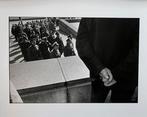 René Burri (1933 - 2014) - Soldats est allemands au memorial