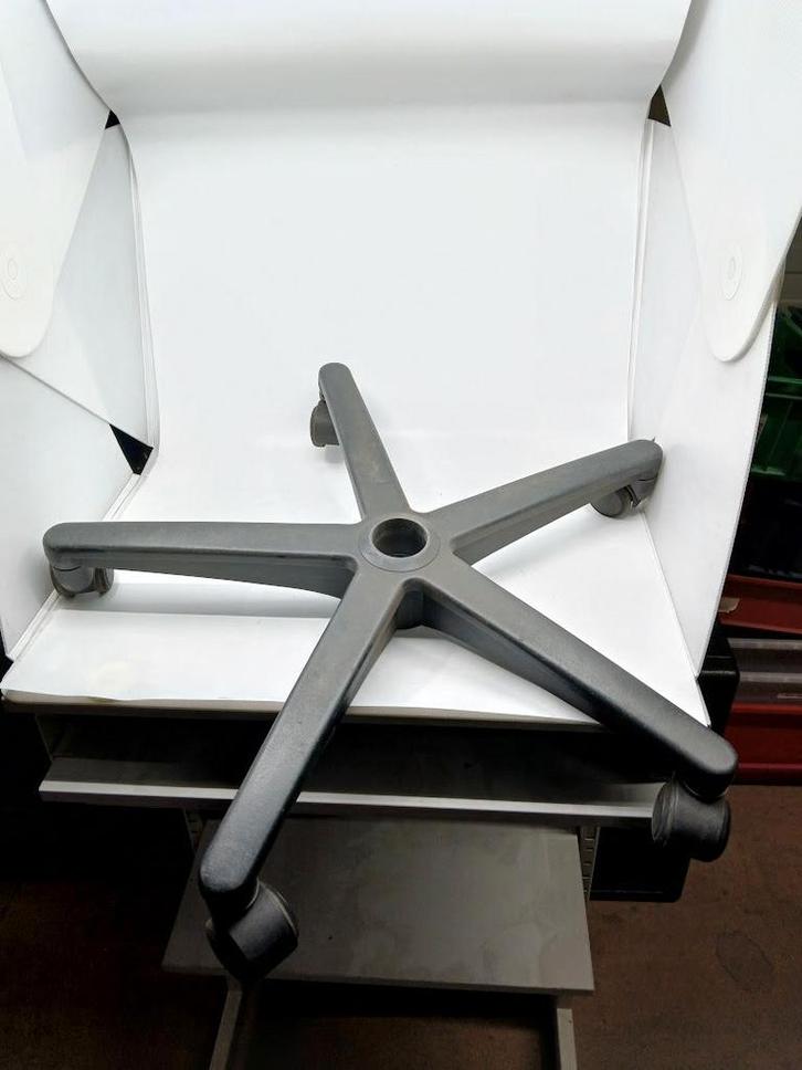 Voetkruis met AWP55 wieltjes Ahrend, antraciet, Zakelijke goederen, Kantoor en Winkelinrichting | Kantoormeubilair en Inrichting