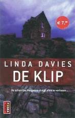 De klip / Poema roman 9789021004037 L. Davies, Verzenden, Gelezen, L. Davies