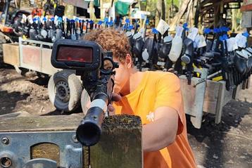 Lasergamen op een kasteeldomein met 10 personen beschikbaar voor biedingen